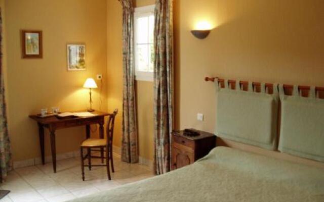 Le Relais de lAutize