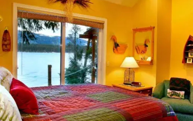 Weekend Hideout