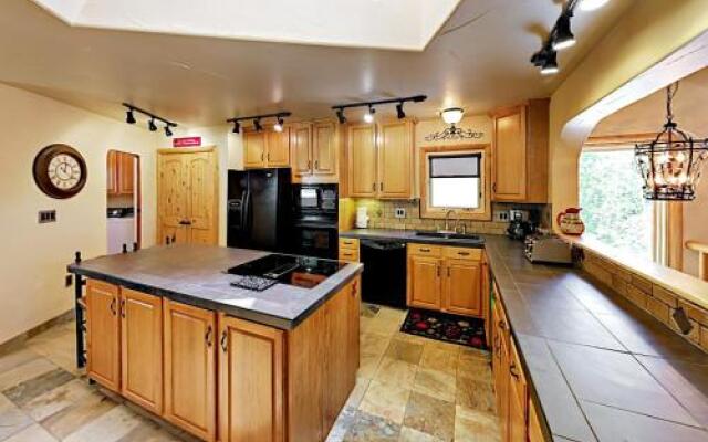 Toasty Fireplace Stellar View by RedAwning