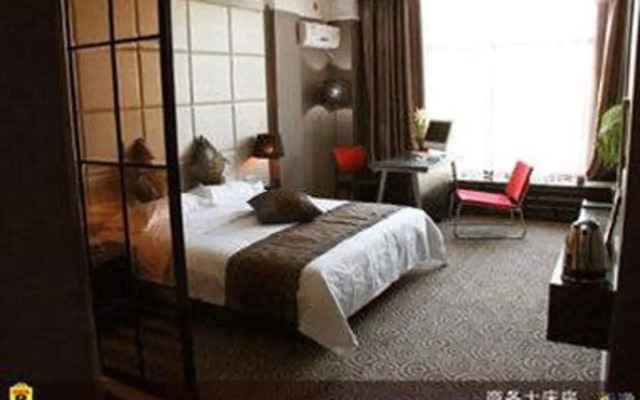 Super 8 Hotel Shihezi Shi Ji Guang Chang