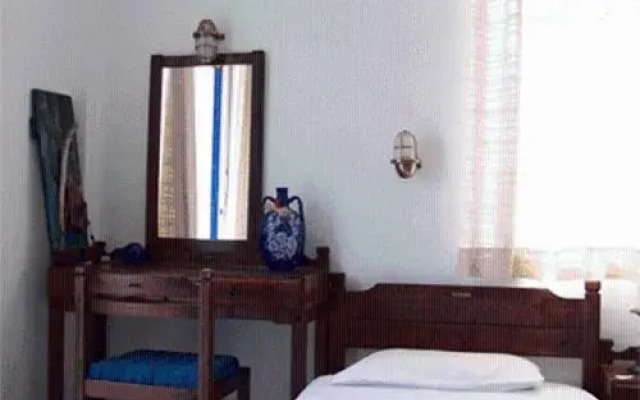 Helios Hotel