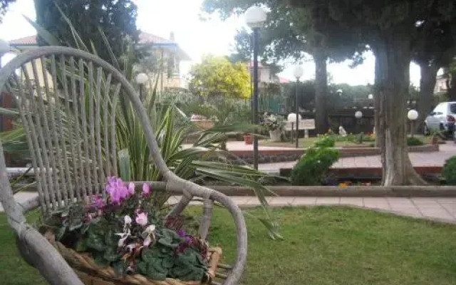 Athena Garden