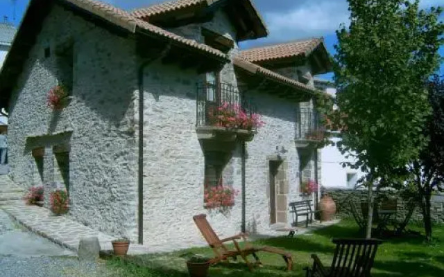 OS ORMOS Casa Rural y Apartamentos