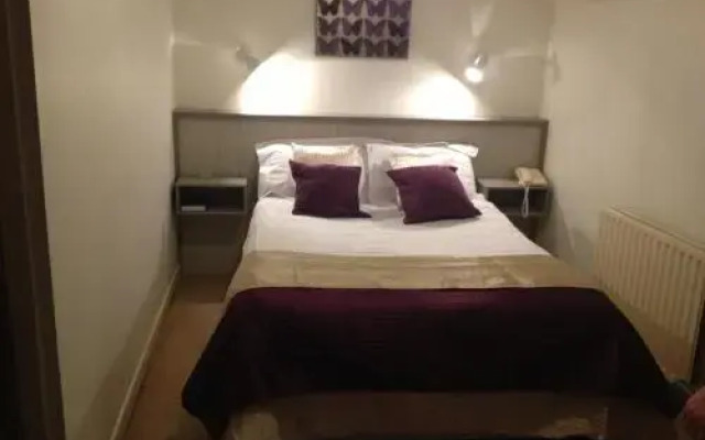 The Town House Hotel
