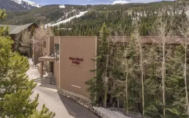 River Bank Lodge 2919