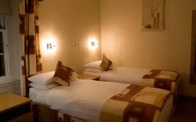 Station Hotel And Restaurant