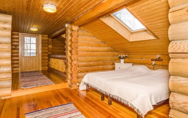 Holiday Home Karhulinna