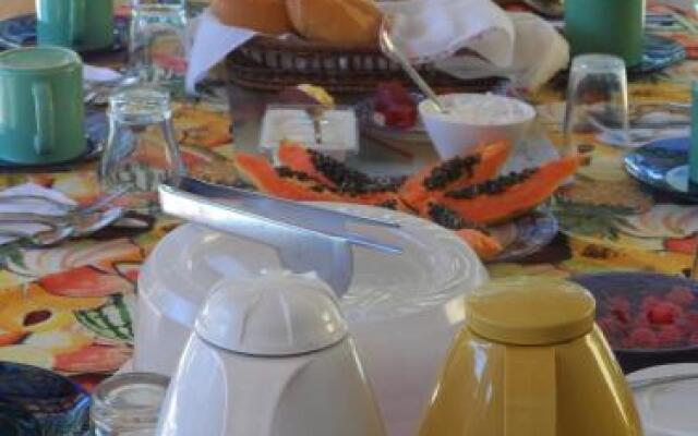 Casa da Arvore Apartamentos Pousada