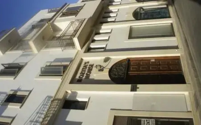 Rozita's Studios