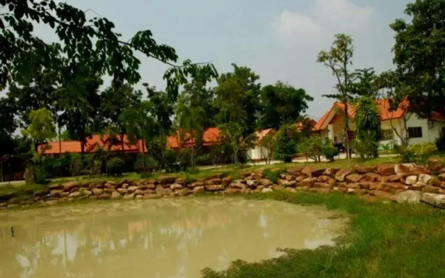 Tharawadee Resort