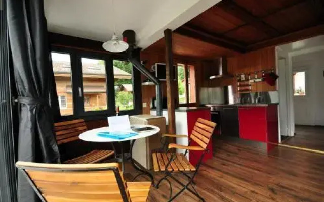 Lake View Chalet