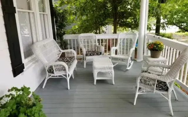 Pecan Terrace Inn