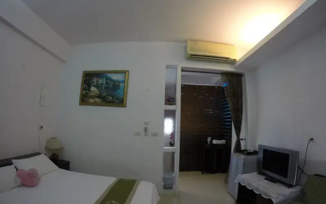 Spring Green Guest House