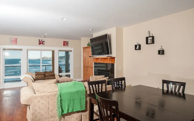 Shoreline Ridge Condos