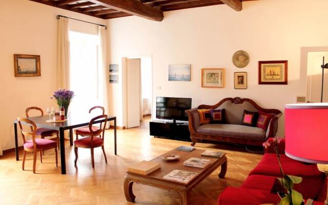 Via Giulia Art & Charm Home