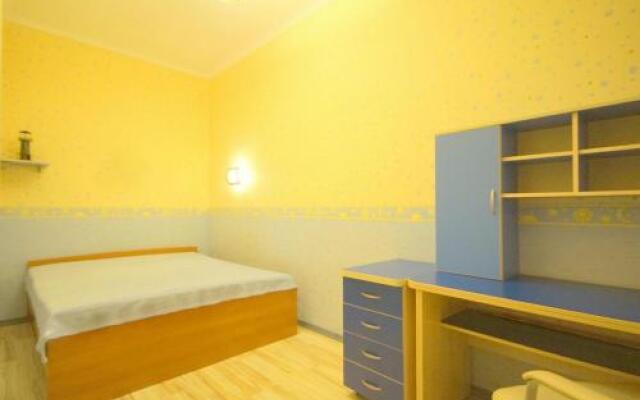 Sutkispb on Moskovsky 50