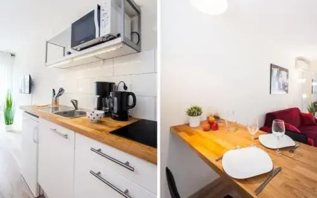 Seaside - Cosy Studio Balcony-AC