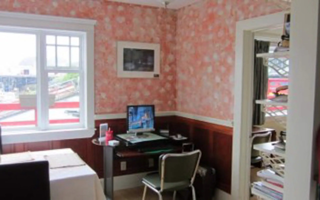 Eagle Bluff Bed & Breakfast