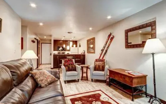 1001 Grandview C14 Condo