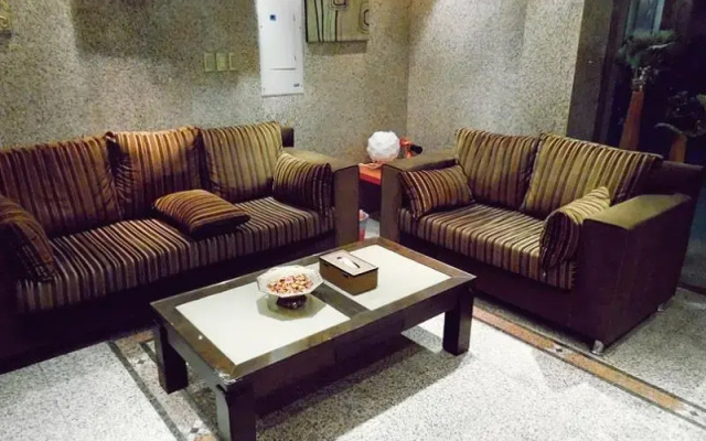 Roze Al Jawharah Suites