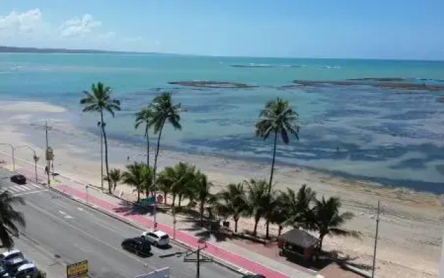 Flat Beira Mar JTR Action