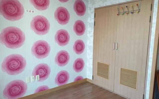 Tongyeong Pension Mirage