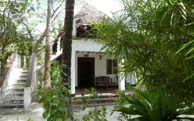 Paradise Beach Bungalows