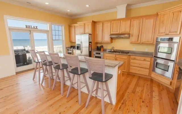 Dmanfish - 9 Br Home