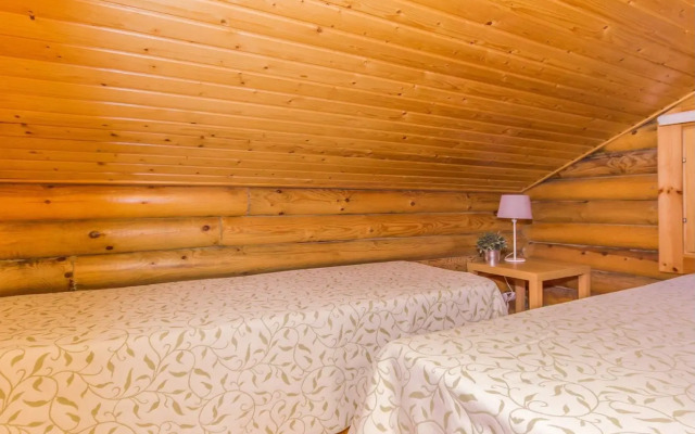 Holiday Home Karhulinna
