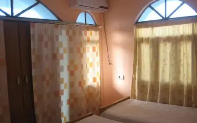 Gauri Guest House