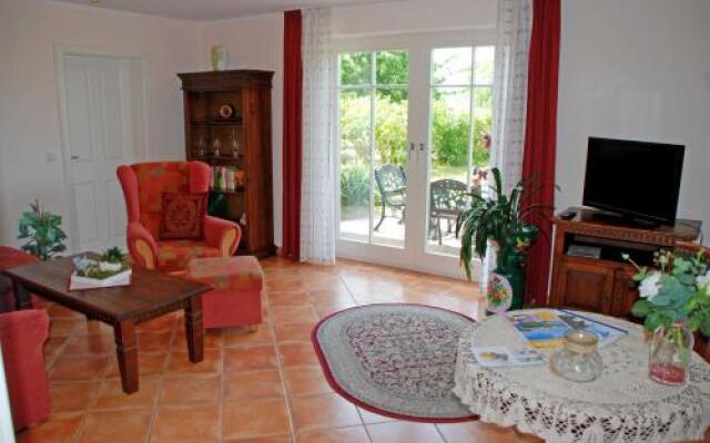 Karolas Landhus unterm Reetdach