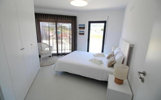 Janelas de Salir- Holiday Apartments - By SCH