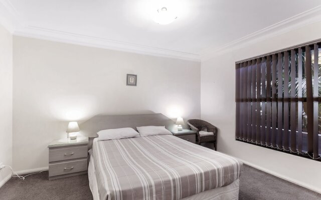 Florentine Unit 2, 11 Columbia Close