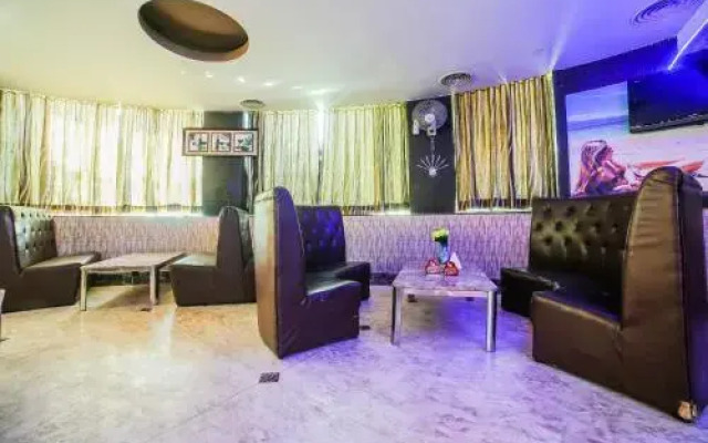 The Hallimax Club and Resort