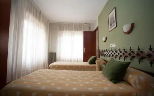 Hostal Aragon