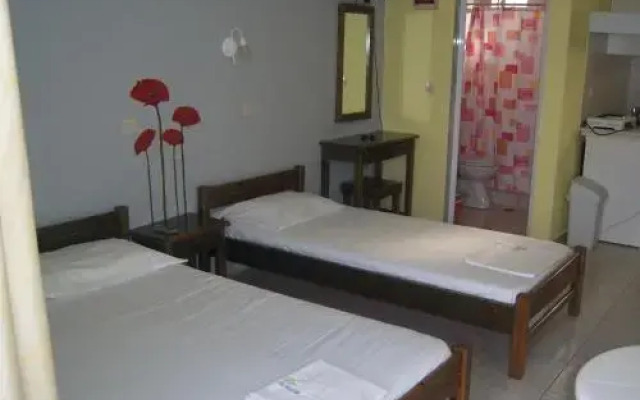Vamvini Hotel