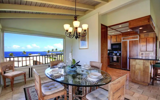 Bay Villa 11B3-4 by RedAwning