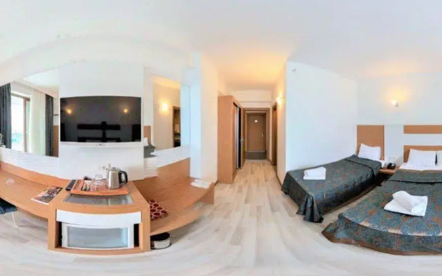 Grand Cinar Hotel