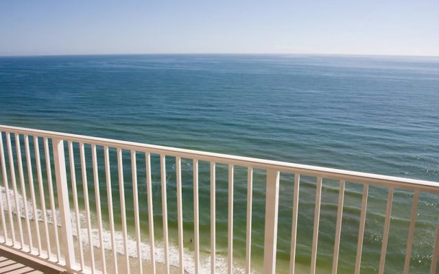 Crystal Shores West 1101