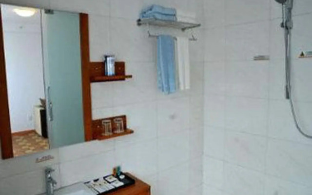 Super 8 by Wyndham Anqiu San Fu