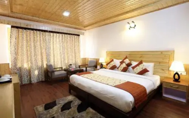 Hotel Charu Palace