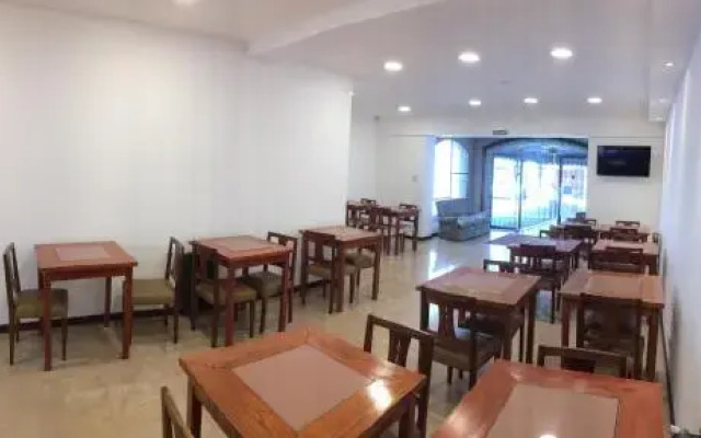 Hotel Canciller