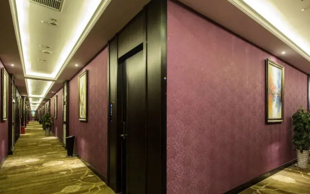 Yujin Hotel