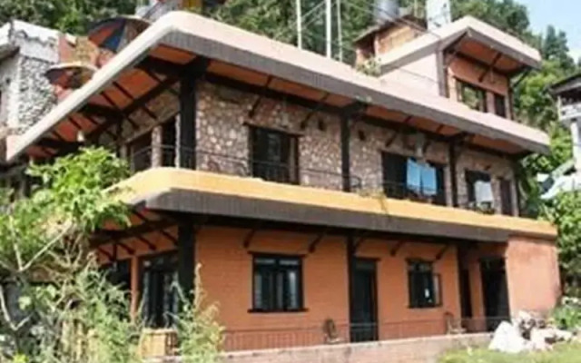 Hamlet Lodge