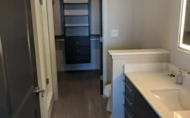 Midtown 810 By Homecomfortstay