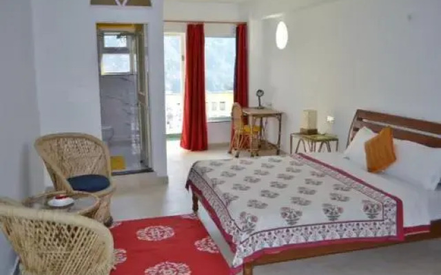 Seventh Heaven inn Rishikesh