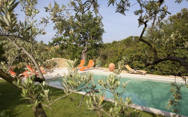 Amour Provence cottage