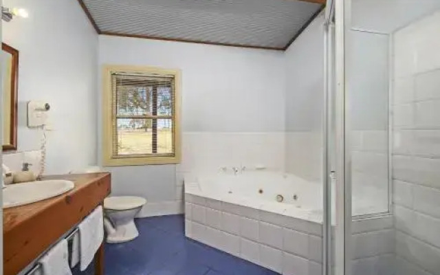 North Lodge Clan Cottage