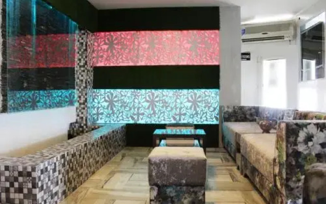 OYO Rooms Clock Tower Rajpur Road