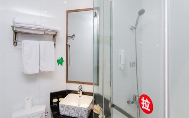 Kyriad Hotel (Shanghai Fengcheng)